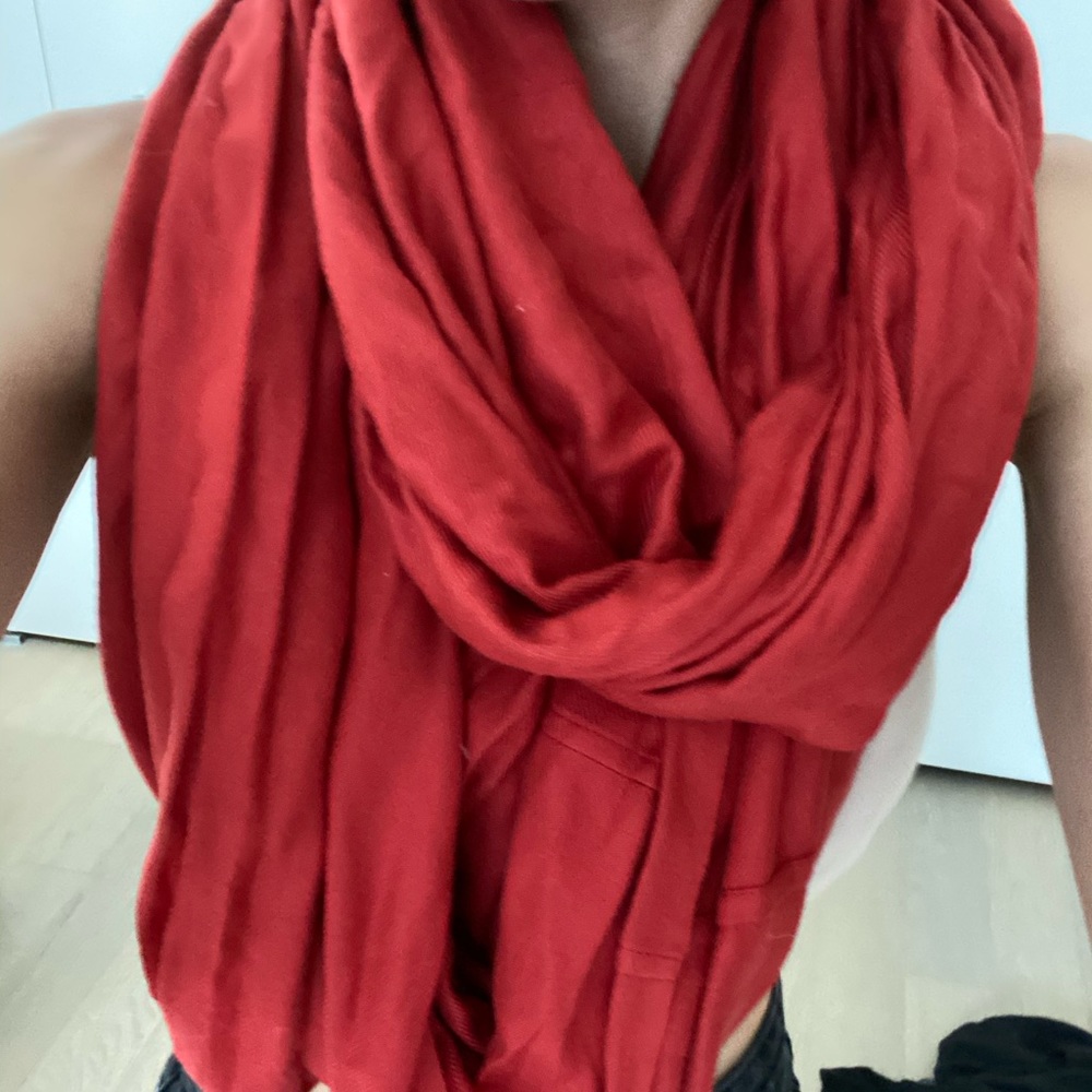 Scarlet red Infiniti scarf